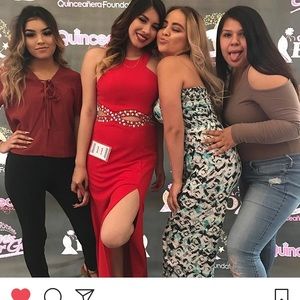 Selling this prom dress !